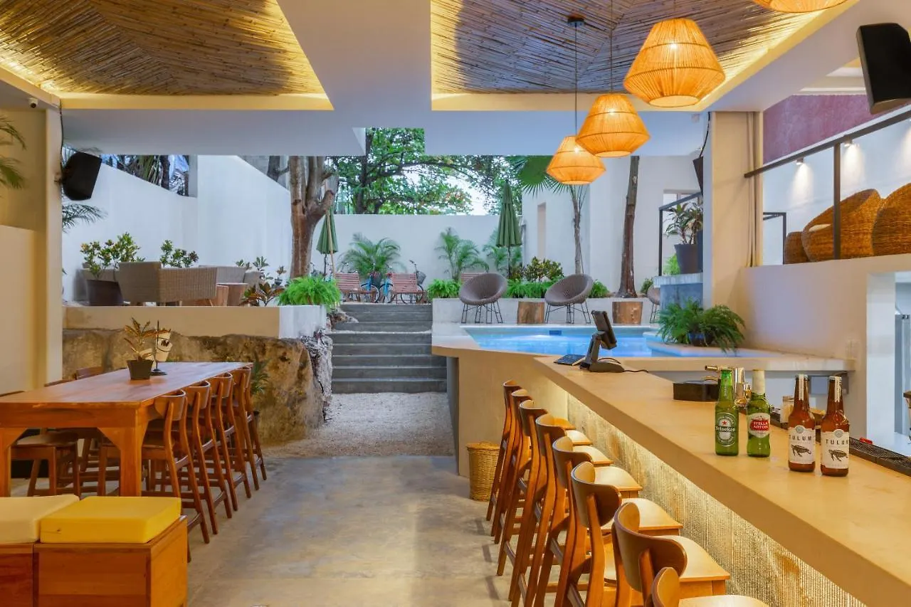 Oostel Smart Hostel - Tulum Pueblo (Adults Only)