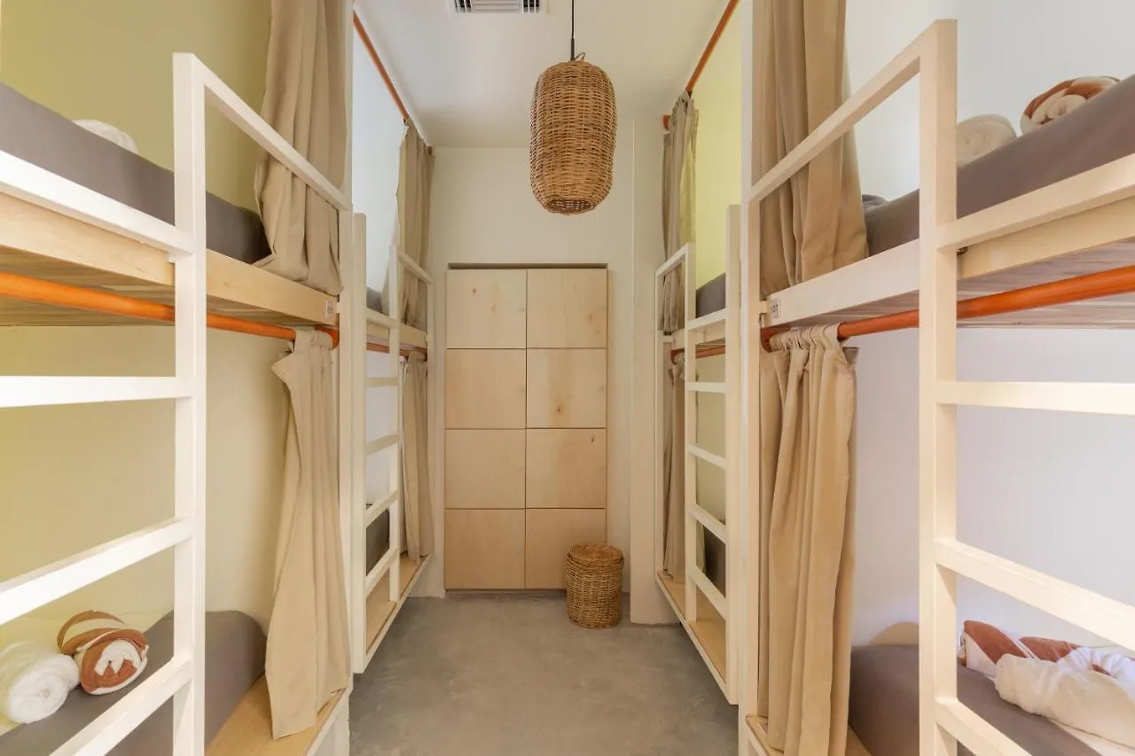Oostel Smart Hostel - Tulum Pueblo (Adults Only)