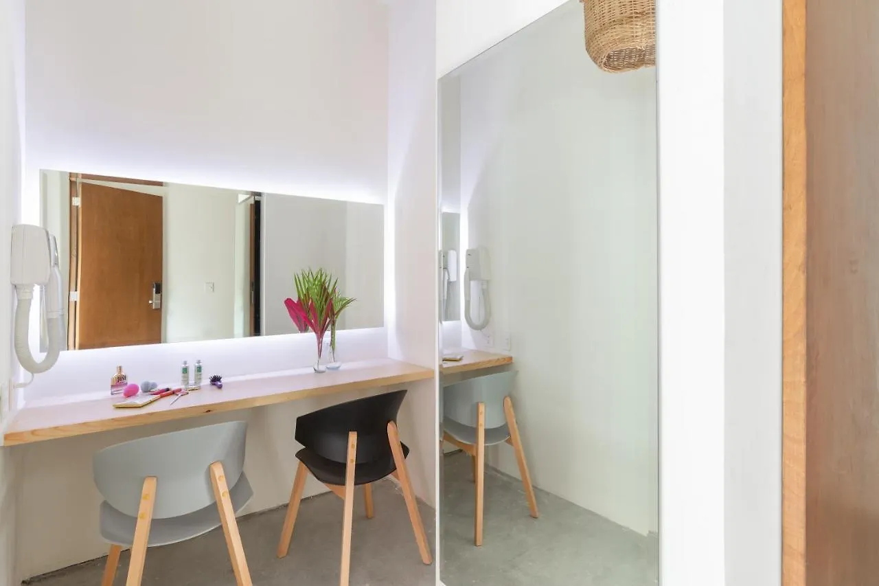 Oostel Smart Hostel - Tulum Pueblo (Adults Only) 0*,  Mexico