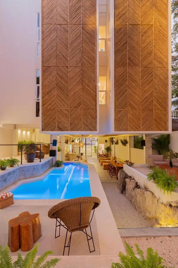 Oostel Smart Hostel - Tulum Pueblo (Adults Only)